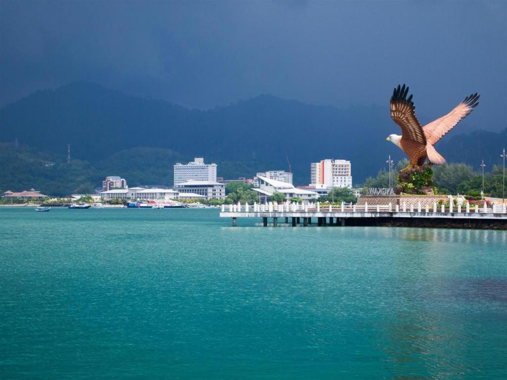 Goldsands Hotel Langkawi Pantai Cenang  Eksteriør billede